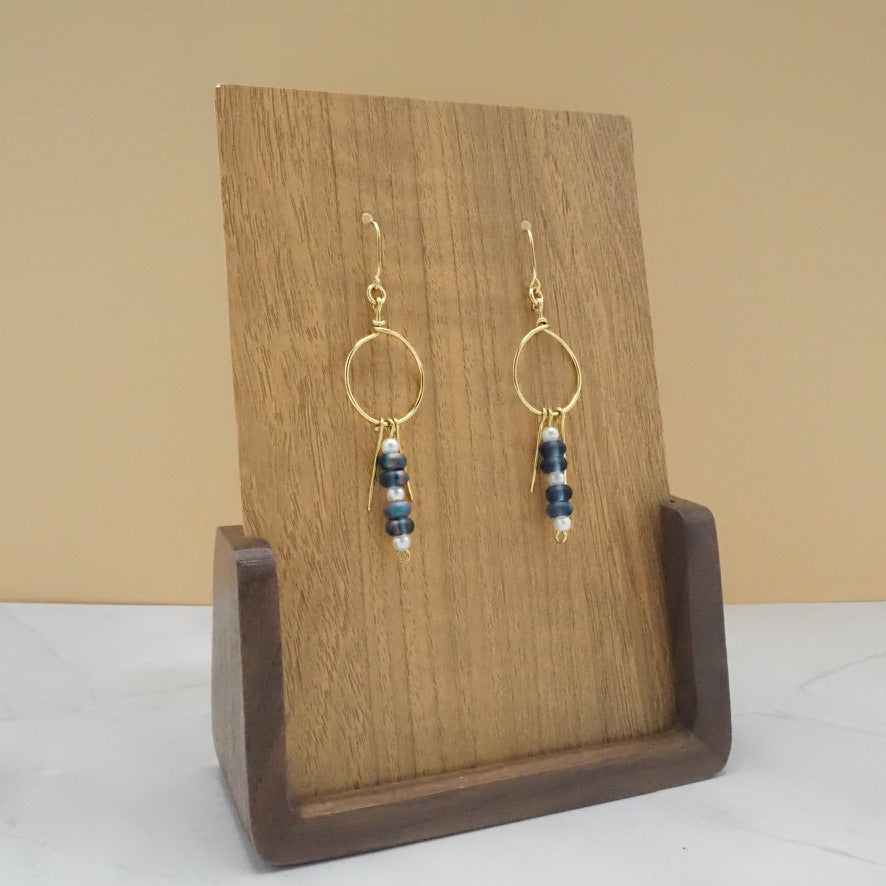 Geometric Dangle Hoops
