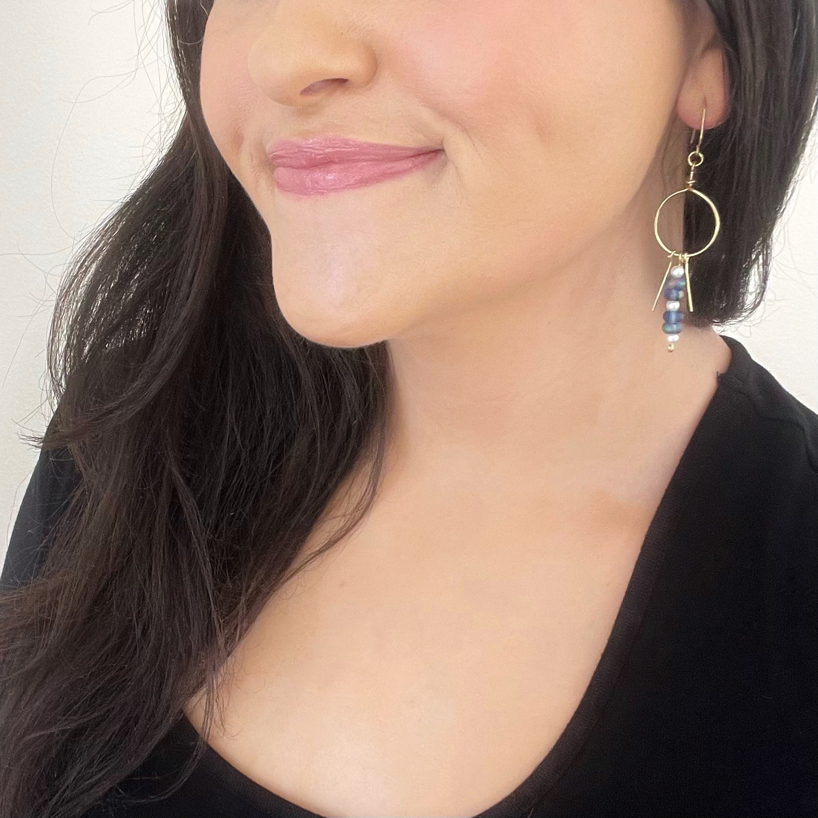 Geometric Dangle Hoops