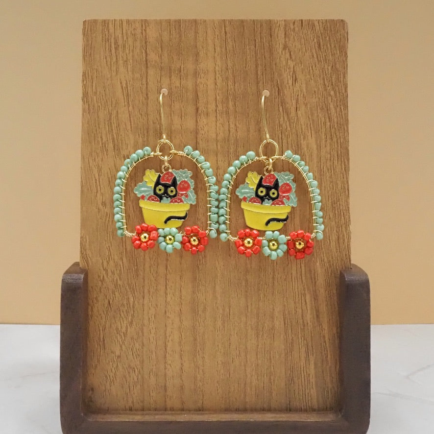 Cat Dangle Flower Earrings