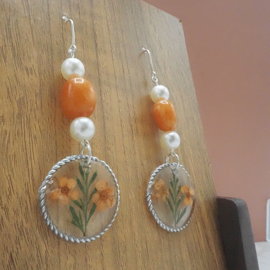 Flower Resin Earrings with Dyed Quartz and Faux Pearls
